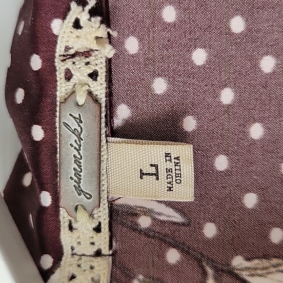 Satiny button up - Picture 2 of 4